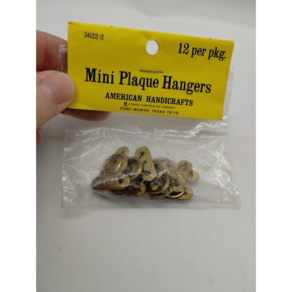 American Handicrafts Mini Plaque Hangers - 12 Count - Picture 1 of 5